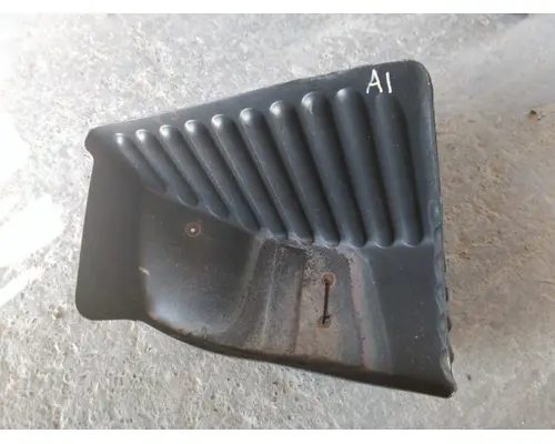 PETERBILT 387 FENDER, SPLASH SHIELDGUARD