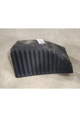 PETERBILT 387 FENDER, SPLASH SHIELD/GUARD