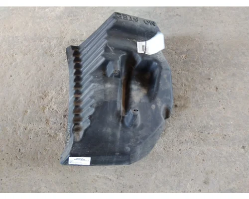 PETERBILT 387 FENDER, SPLASH SHIELD/GUARD