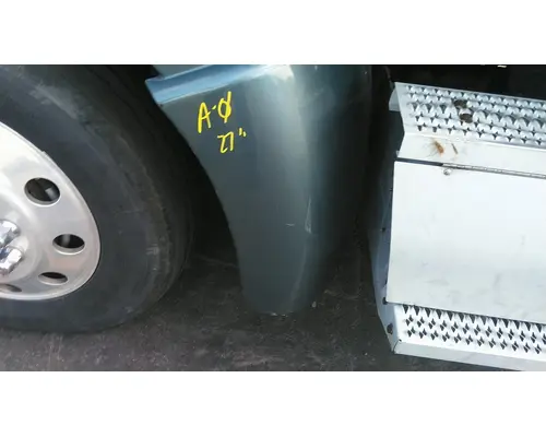 PETERBILT 387 FENDER EXTENSION