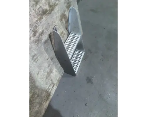 PETERBILT 387 FRAME STEP