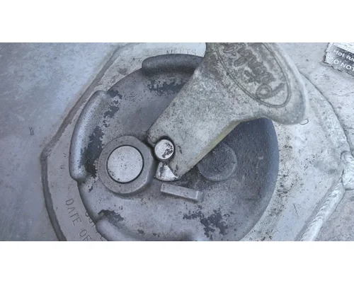 PETERBILT 387 FUEL FILLER NECKANTI-SIPHON