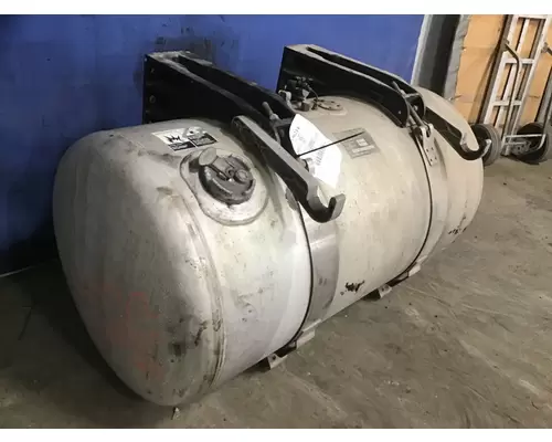 PETERBILT 387 FUEL TANK