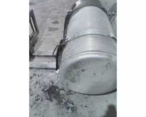 PETERBILT 387 FUEL TANK