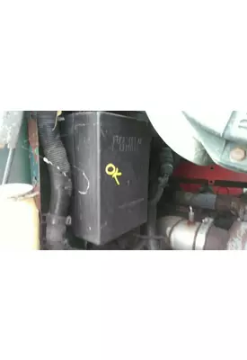PETERBILT 387 FUSE BOX