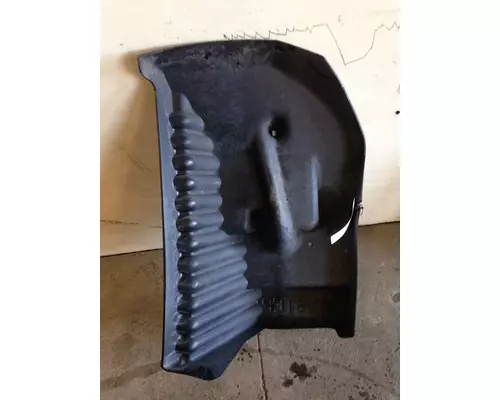 PETERBILT 387 Fender Extension