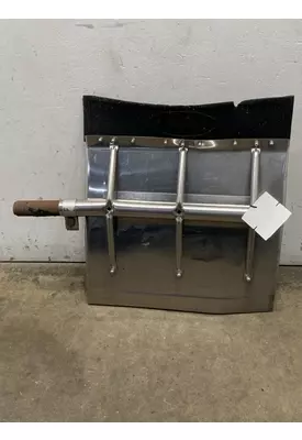 PETERBILT 387 Fender Extension