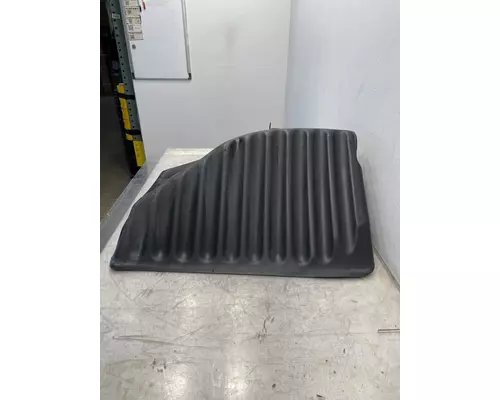 PETERBILT 387 Fender Extension
