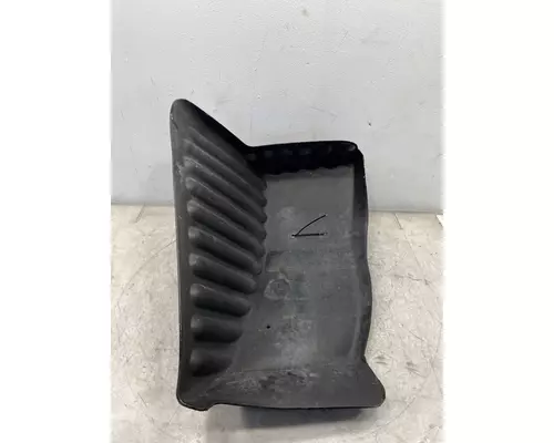 PETERBILT 387 Fender Extension