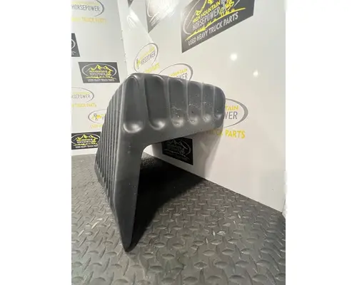 PETERBILT 387 Fender