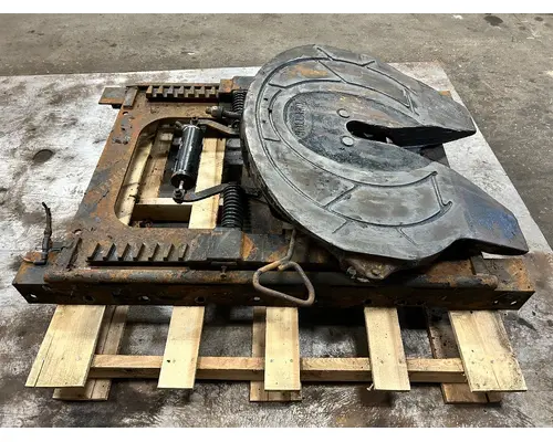 PETERBILT 387 Fifth Wheel