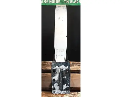 PETERBILT 387 Fuel Tank Brackets