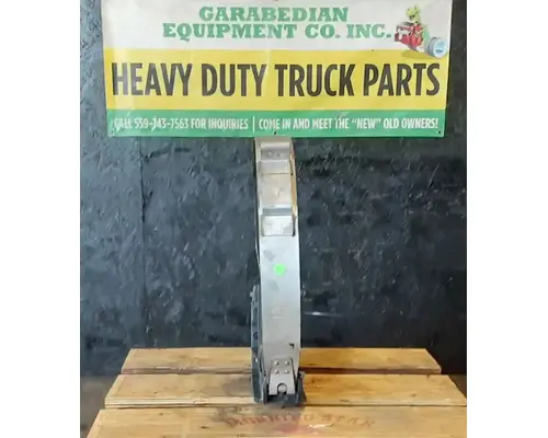 PETERBILT 387 Fuel Tank Brackets