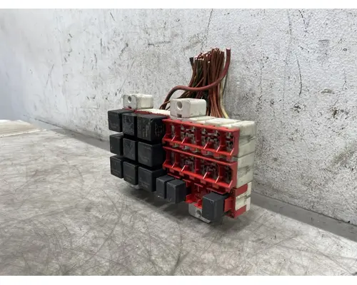 PETERBILT 387 Fuse Box