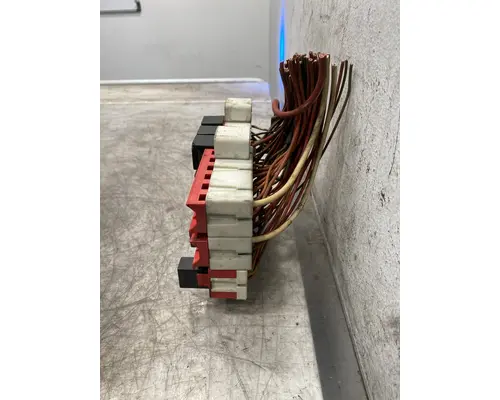 PETERBILT 387 Fuse Box