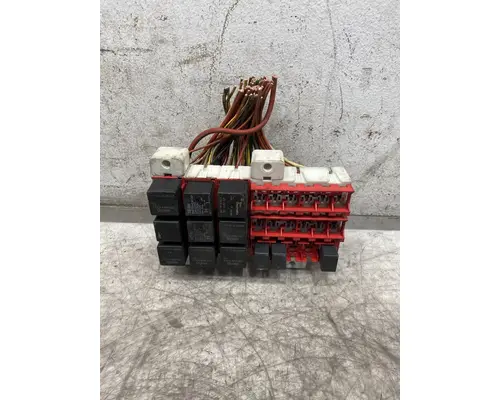 PETERBILT 387 Fuse Box