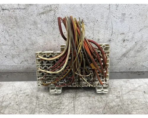 PETERBILT 387 Fuse Box