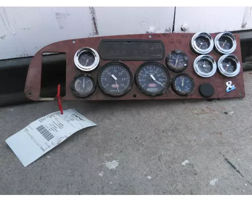 PETERBILT 387 GAUGE CLUSTER