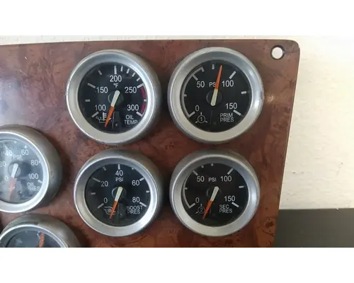 PETERBILT 387 GAUGE CLUSTER