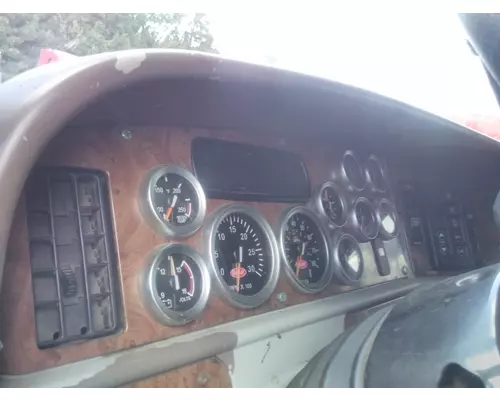PETERBILT 387 GAUGE CLUSTER