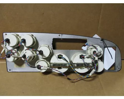 PETERBILT 387 GAUGE CLUSTER