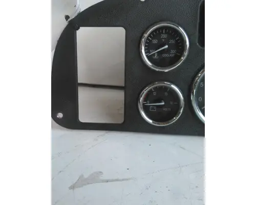 PETERBILT 387 GAUGE CLUSTER