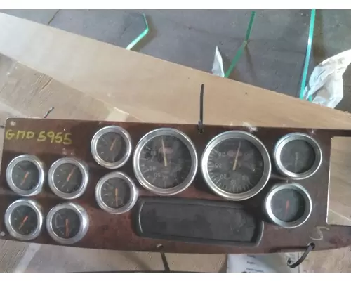 PETERBILT 387 GAUGE CLUSTER