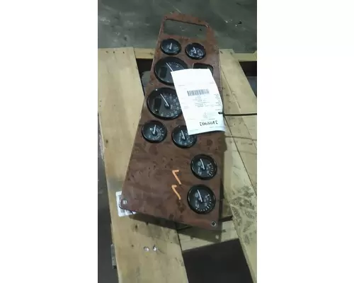 PETERBILT 387 GAUGE CLUSTER