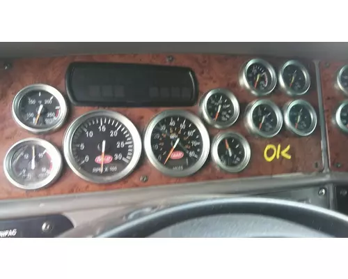 PETERBILT 387 GAUGE CLUSTER