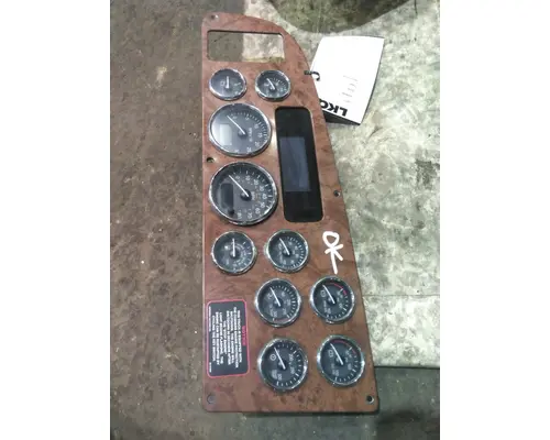 PETERBILT 387 GAUGE CLUSTER