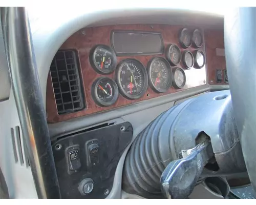 PETERBILT 387 GAUGE CLUSTER