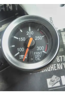 PETERBILT 387 GAUGE OIL PRESSURE