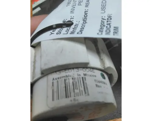 PETERBILT 387 GAUGE OIL PRESSURE