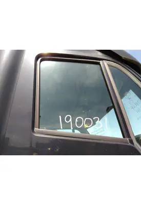 PETERBILT 387 GLASS, DOOR, FRONT