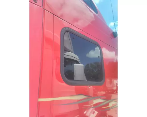 PETERBILT 387 GLASS, SLEEPER