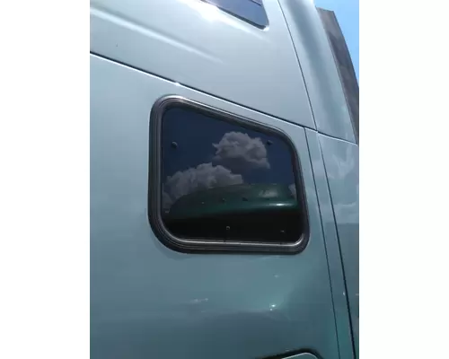 PETERBILT 387 GLASS, SLEEPER