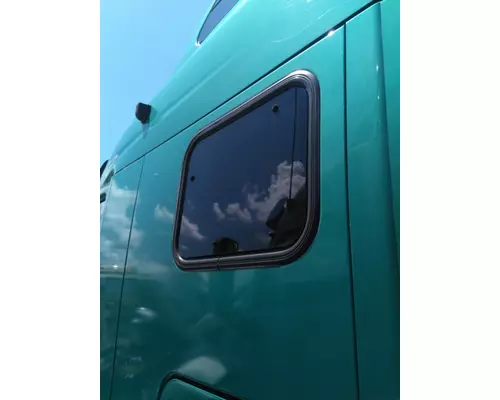PETERBILT 387 GLASS, SLEEPER