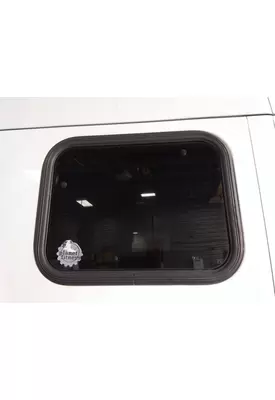 PETERBILT 387 GLASS, SLEEPER