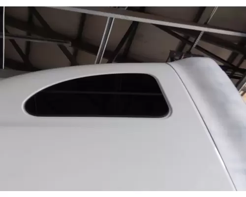 PETERBILT 387 GLASS, SLEEPER