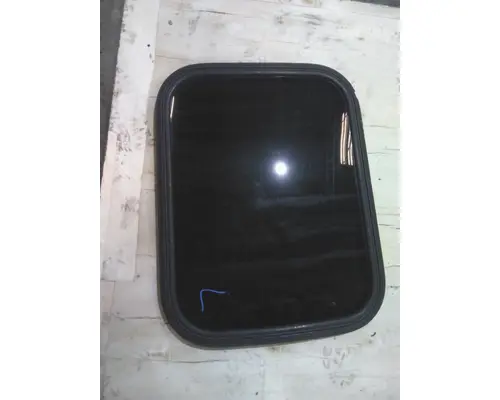 PETERBILT 387 GLASS, SLEEPER