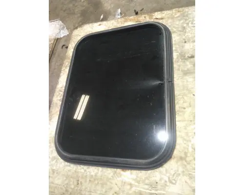 PETERBILT 387 GLASS, SLEEPER