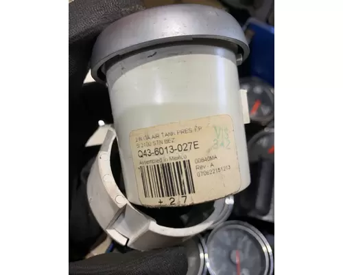 PETERBILT 387 Gauges (all)