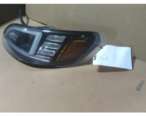 PETERBILT 387 HEADLAMP ASSEMBLY
