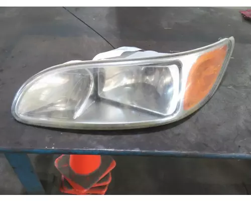 PETERBILT 387 HEADLAMP ASSEMBLY