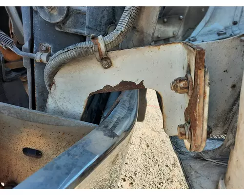 PETERBILT 387 HOOD HINGE