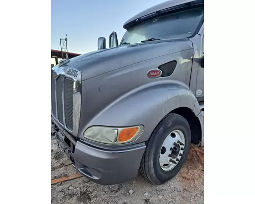 PETERBILT 387 HOOD