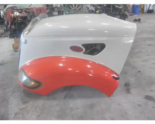 PETERBILT 387 HOOD