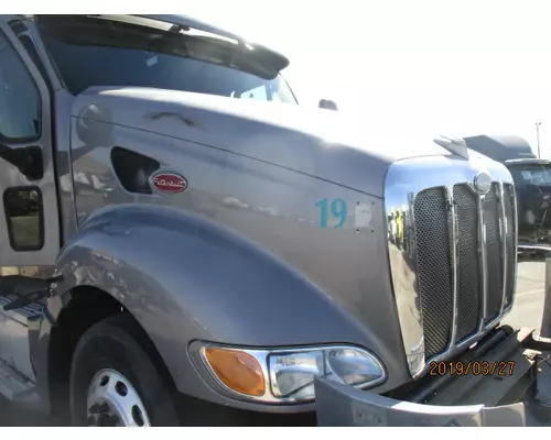 PETERBILT 387 HOOD