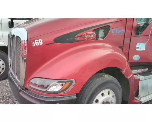 PETERBILT 387 HOOD