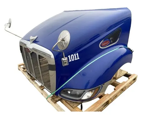 PETERBILT 387 Hood